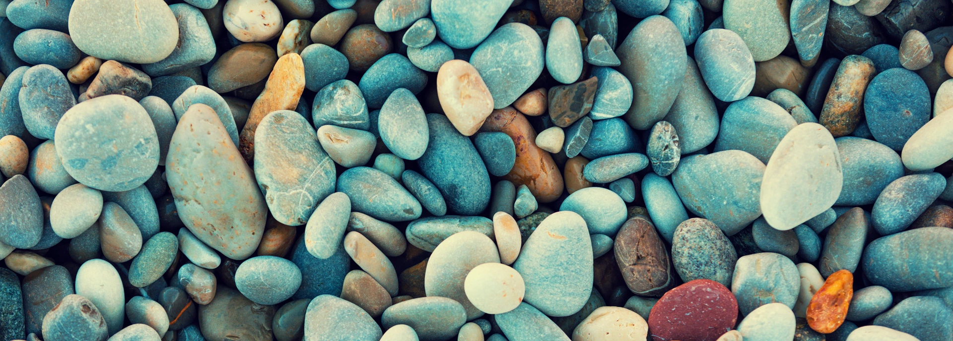 Bird's eye view of a bunch of pebbles
